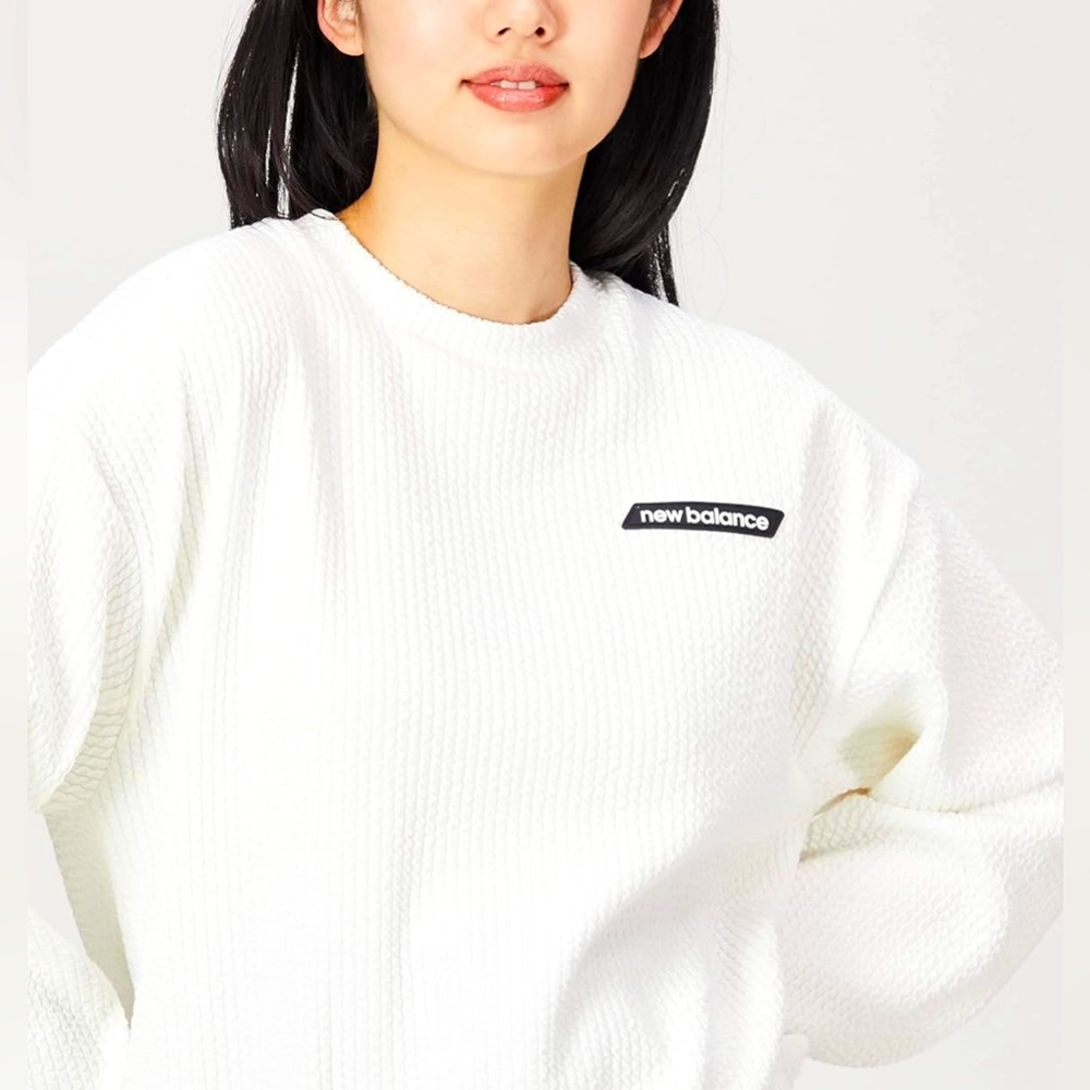 New Balance WT21115 Women's Transformer Spring Loft
Pullover Sweatshirt
